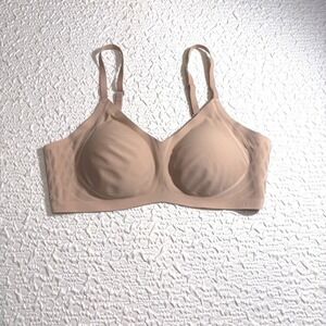 Honeylove Silhouette Wireless Convertible Bra| Color Sand| Size 38 B/C | Large